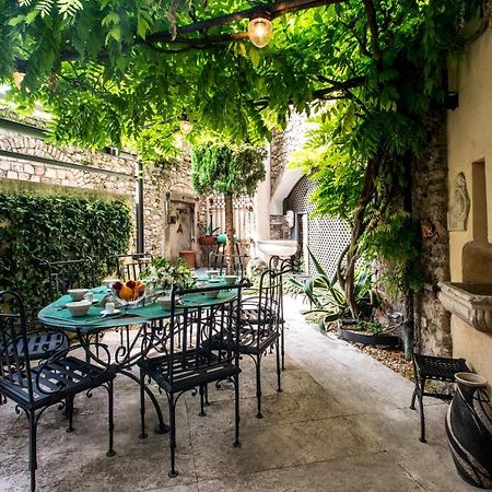 Villa Glicine Gardone Riviera Bagian luar foto