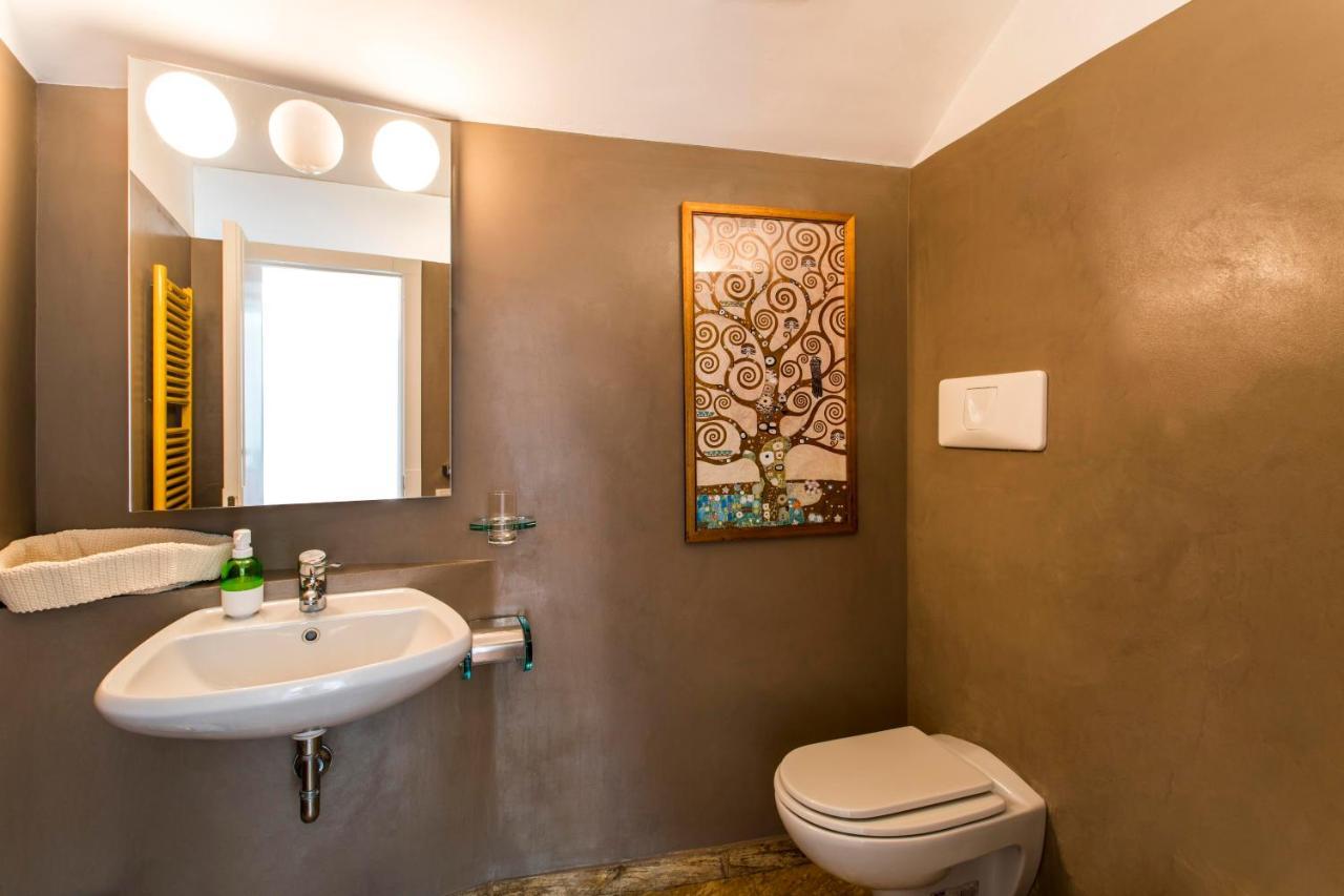 Villa Glicine Gardone Riviera Bagian luar foto